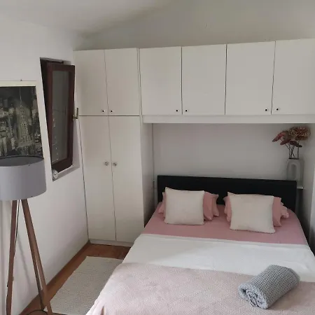 Stella Apartment